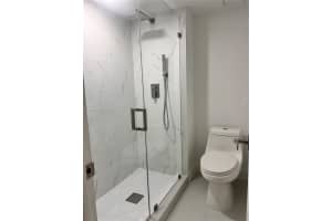 170 Lakeview Dr 103 Weston, FL 33326 - MLS#A11881993