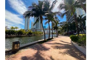 185 Sw 7th St 3704 Miami, FL 33130 - MLS#A11881997