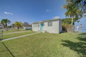 1471 Nw 93rd St Miami, FL 33147 - MLS#A11882009