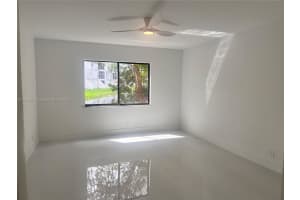 16168 Laurel Dr 101 Weston, FL 33326 - MLS#A11882028
