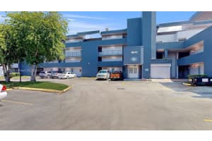 8841 W Flagler St 103, Miami