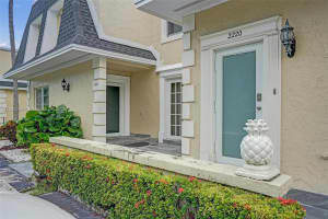 2220 Ne 11th St Hallandale Beach, FL 33009 - MLS#A11882084