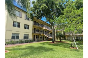 150 Sw 134th Way 304r, Pembroke Pines