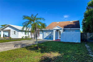 5319 Lake Blvd Delray Beach, FL 33484 - MLS#A11882111