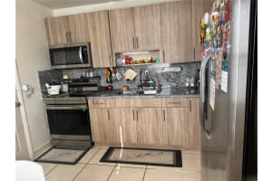 8991 Sw 38th St Miami, FL 33165 - MLS#A11882117