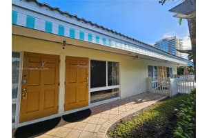 3217 Ne 7th Pl 2 Pompano Beach, FL 33062 - MLS#A11882124