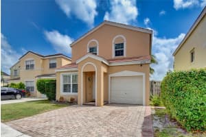 6194 Buena Vista Dr 6194 Margate, FL 33063 - MLS#A11882159
