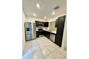 557 Ne 5th Ter 557 Florida City, FL 33034 - MLS#A11882170