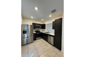557 Ne 5th Ter 557 Florida City, FL 33034 - MLS#A11882170