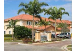 6482 Catalina Ln 6482 Tamarac, FL 33321 - MLS#A11882188