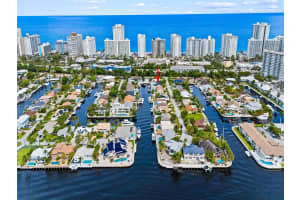 3341 Ne 38th St Fort Lauderdale, FL 33308 - MLS#A11882256