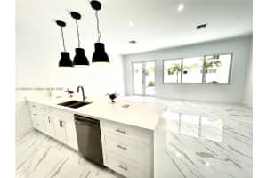 1602 Hayes St Hollywood, FL 33020 - MLS#A11882281