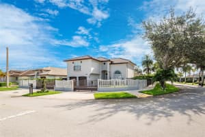 1385 Sw 143rd Ct Miami, FL 33184 - MLS#A11882288