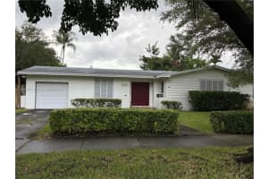8285 Sw 104th St, Miami