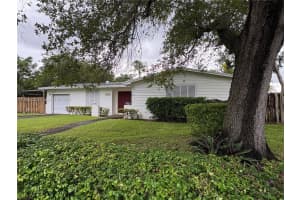 8285 Sw 104th St Miami, FL 33156 - MLS#A11882332