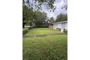 8285 Sw 104th St Miami, FL 33156 - MLS#A11882332