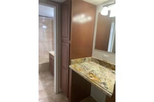 1301 Ne 7th St 106 Hallandale Beach, FL 33009 - MLS#A11882341