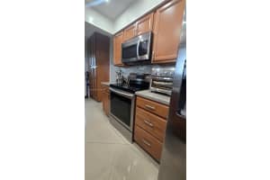 9600 Nw 15th Ct Pembroke Pines, FL 33024 - MLS#A11882358