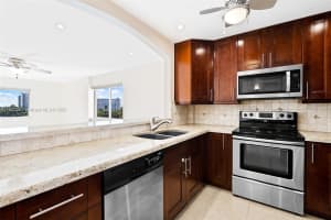 619 Orton Ave 504 Fort Lauderdale, FL 33304 - MLS#A11882363
