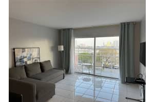 2200 E Hallandale Beach Blvd 512 Hallandale Beach, FL 33009 - MLS#A11882371