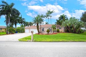 5911 Sw 199th Ave, Pembroke Pines