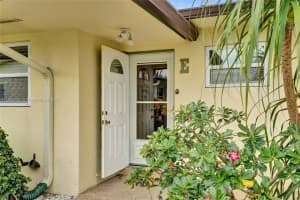 2921 W Crosley Dr W E West Palm Beach, FL 33415 - MLS#A11882407