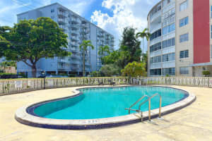 1475 Ne 125th Ter 408h North Miami, FL 33161 - MLS#A11882417