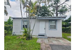 2724 Nw 7th St Fort Lauderdale, FL 33311 - MLS#A11882429