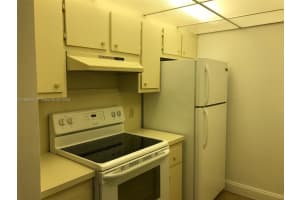 101 Sw 132nd Way 206j Pembroke Pines, FL 33027 - MLS#A11882431