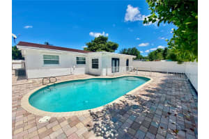 3024 N 73rd Ter Hollywood, FL 33024 - MLS#A11882454