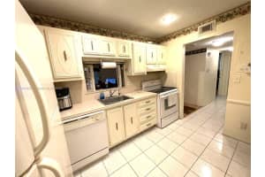 4151 Nw 41st St 201 Lauderdale Lakes, FL 33319 - MLS#A11882455