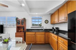 30 Sw 11th Ave 4, Miami
