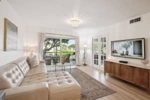 611 S Hollybrook Dr 205 Pembroke Pines, FL 33025 - MLS#A11882533