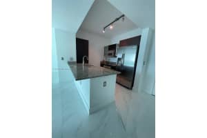 950 Brickell Bay Dr 3905 Miami, FL 33131 - MLS#A11882540