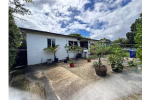 2270 Sw 24th St Miami, FL 33145 - MLS#A11882542