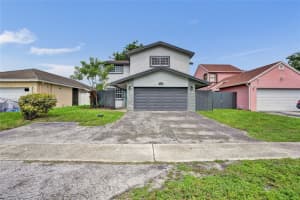 7859 Nw 50th St. Lauderhill, FL 33351 - MLS#A11882544