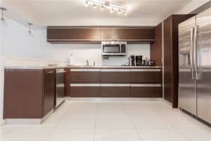 2301 Collins Ave 1023 Miami Beach, FL 33139 - MLS#A11882567