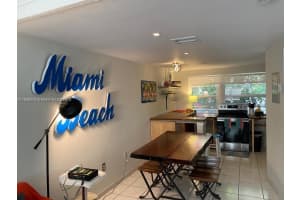 6865 Bay Dr 1 Miami Beach, FL 33141 - MLS#A11882572