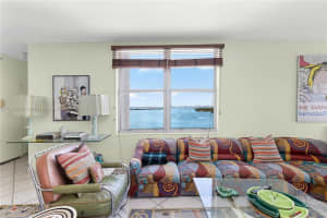 3 Island Ave 15c Miami Beach, FL 33139 - MLS#A11882579