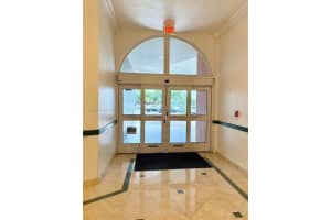 1351 Ne Miami Gardens Dr 704e Miami, FL 33179 - MLS#A11882586