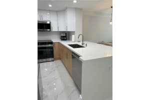 5701 Collins Ave 1203 Miami Beach, FL 33140 - MLS#A11882590