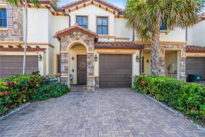 6973 Broadland Way, Coconut Creek