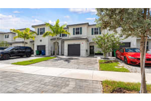 11968 Nw 46th St Coral Springs, FL 33076 - MLS#A11882788