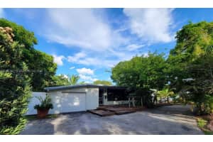 510 E Acre Dr, Plantation, FL 33317, Sold 10/20/25