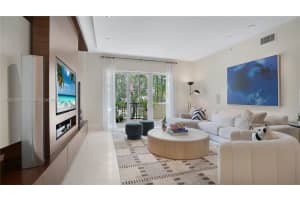 642 Valencia Ave 207 Coral Gables, FL 33134 - MLS#A11882868