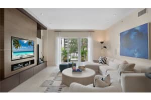 642 Valencia Ave 207 Coral Gables, FL 33134 - MLS#A11882868