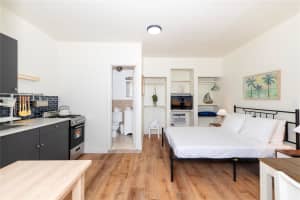 709 Ne 2nd Ct 1-9 Hallandale Beach, FL 33009 - MLS#A11882911