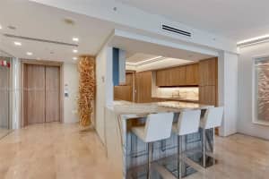 1455 Ocean Dr 811 Miami Beach, FL 33139 - MLS#A11882934