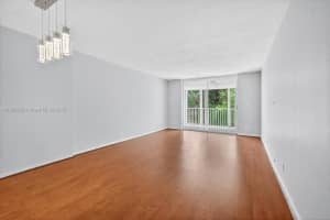 1000 Ne 12th Ave 304 Hallandale Beach, FL 33009 - MLS#A11882938