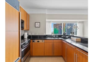 1435 Brickell Ave 3212 Miami, FL 33131 - MLS#A11882967